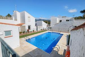 Piso en venta en Estepona de 113 m2 photo 0