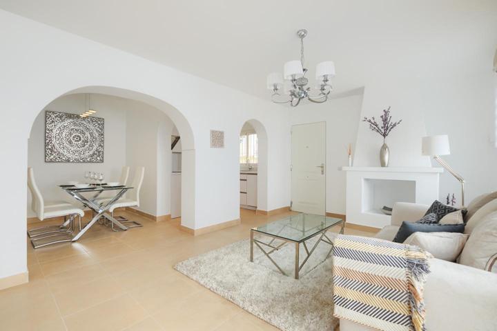 Piso en venta en Estepona de 70 m2 photo 0