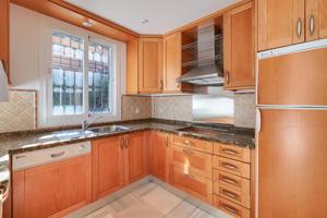 Piso en venta en Benahavís de 156 m2 photo 0