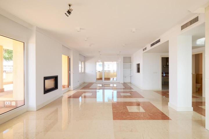 Piso en venta en Marbella de 350 m2 photo 0