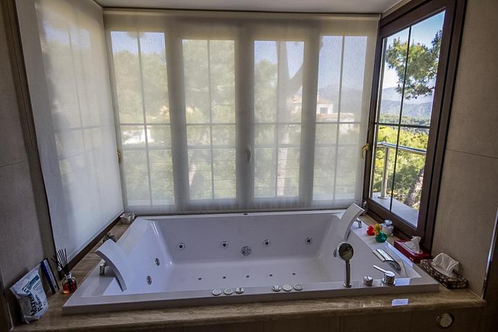 Casa - Chalet en venta en Benahavís de 1024 m2 photo 0