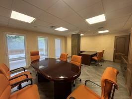 Oficina amueblada en alquiler photo 0