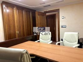 Oficina amueblada en alquiler photo 0