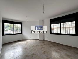 Piso en venta en El Campello de 73 m2 photo 0