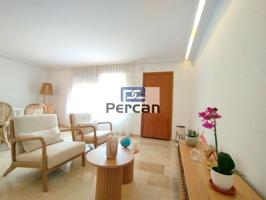 Bungalow en venta en Alicante (Alacant) de 230 m2 photo 0