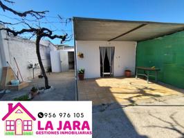 Casa - Chalet en venta en Sanlúcar de Barrameda de 100 m2 photo 0