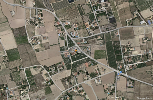 RUESCU vende terreno muy bien situado. Cerca del Restaurante la finca .Se encuentra muy cerca de  Camí de Perleta, Elx, Alicante. Posibilidad de cons photo 0