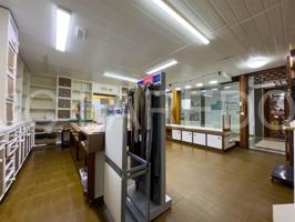 Oportunidad única local comercial en Laredo centro photo 0