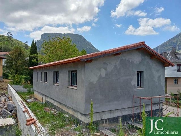 Chalets pareados obra nueva en Ramales con jardín photo 0