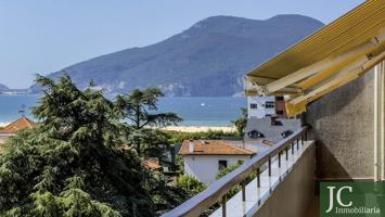 ÁTICO LAREDO CON GRAN TERRAZA  Y PARKING PRIVADO photo 0