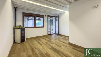 CASA EN RAMALES - TOTALMENTE REFORMADA- A ESTRENAR photo 0