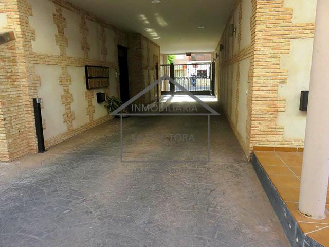 Plaza de garaje. photo 0