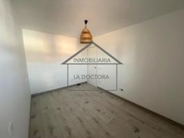 Piso en alquiler en NAVALCARNERO de 50 m2 photo 0