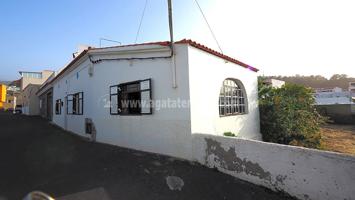 Casa - Chalet en venta en ICOD DE LOS VINOS de 130 m2 photo 0
