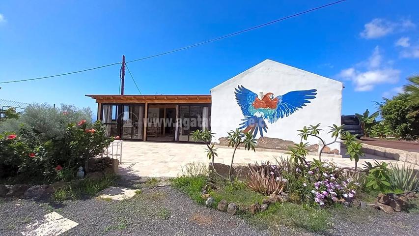 Casa Rústica en venta en GUIA DE ISORA de 159 m2 photo 0