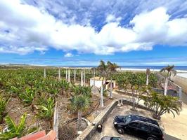 Casa moderna (262m2) con fantásticas vistas y negocio listo para usar en Los Silos photo 0