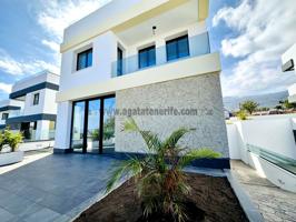 Casa - Chalet en venta en PUERTO DE LA CRUZ de 337 m2 photo 0