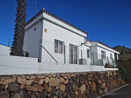 Encantadora Casa de Campo en el Corazón de la Naturaleza photo 0