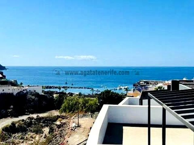 Piso en venta en PLAYA SAN JUAN de 80 m2 photo 0
