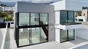 Casa - Chalet en venta en PUERTO DE LA CRUZ de 345 m2 photo 0