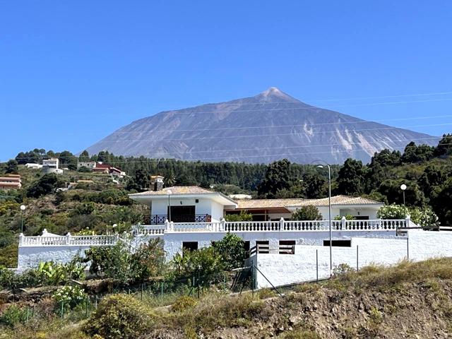 Casa Rústica en venta en Belmonte Bajo de 519 m2 photo 0