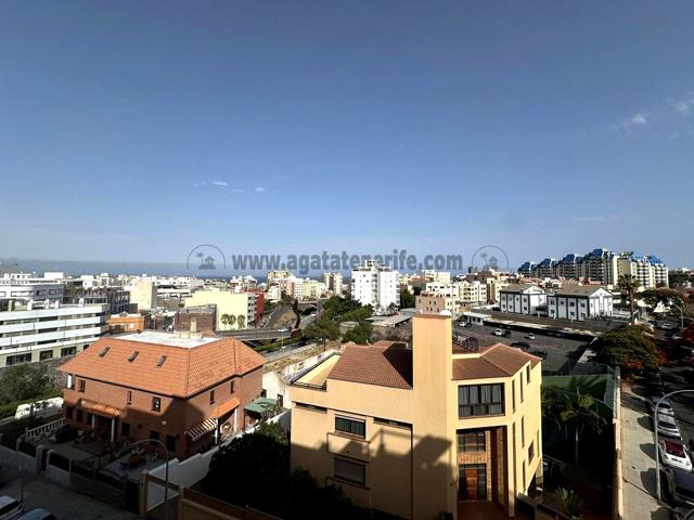 Amplio y Encantador Piso con Vistas al Mar y Azotea Privada – Santa Cruz de Tenerife Capital photo 0