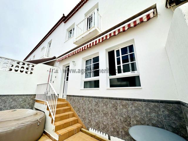Adosado en venta en PUERTO DE LA CRUZ de 250 m2 photo 0