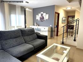 Casa - Chalet en venta en Icod de los Vinos de 256 m2 photo 0