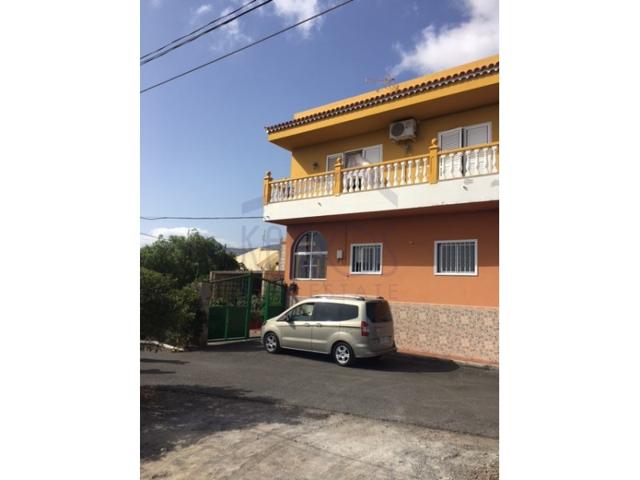 Piso En venta en Arona photo 0
