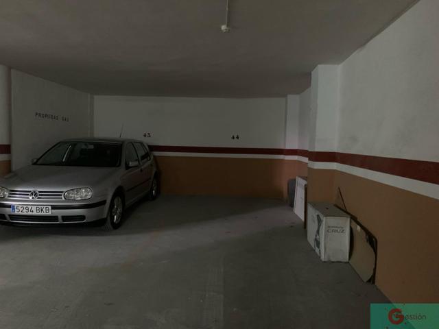 Parking En venta en Centro, Salobreña photo 0