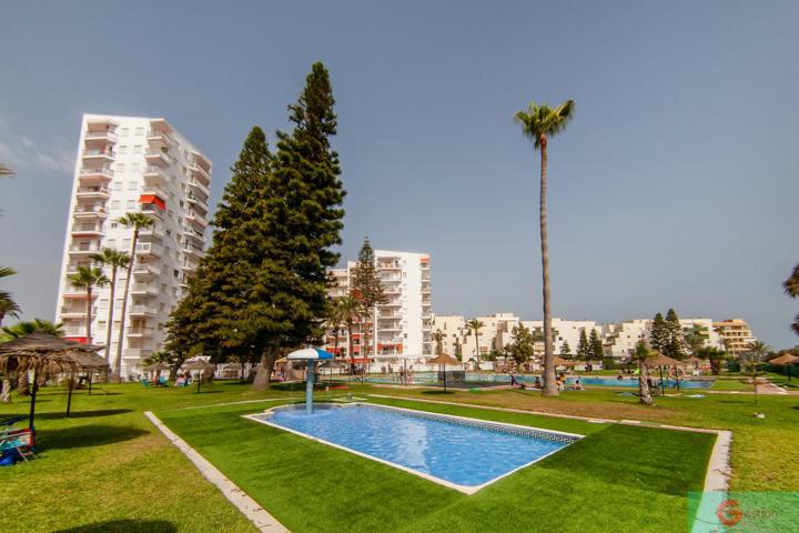 Piso En venta en Playa, Salobreña photo 0