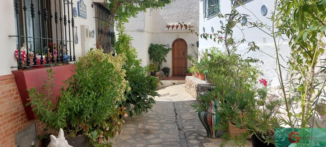 Casa En venta en Casco Histórico, Salobreña photo 0