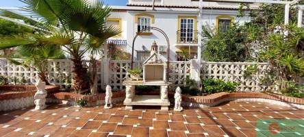 Casa En venta en Playa, Salobreña photo 0
