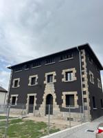 IMPECABLE PISO SEMINUEVO EN ZIZUR MAYOR photo 0