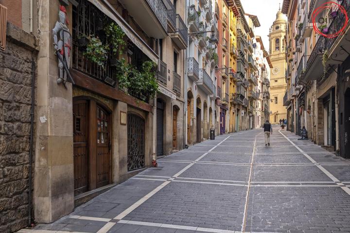 Local En venta en Casco Viejo, Pamplona - Iruña photo 0