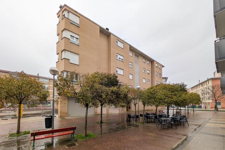 Piso En venta en Rochapea, Pamplona - Iruña photo 0