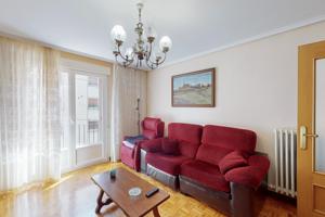 Piso En venta en Burlada, Burlada - Burlata photo 0
