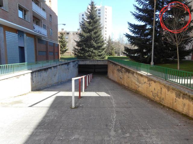 Venta plaza de garaje Monasterio Ecoyen photo 0