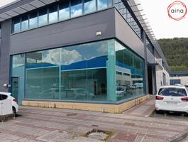 Venta nave con vivienda de 185 m² en Ezkabarte photo 0