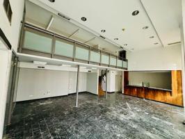 local comercial 100m2 barañain photo 0