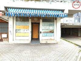 ¡EN VENTA! Local Comercial a reformar en la zona de Santa Cruz en Zizur Mayor photo 0