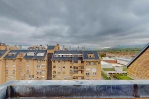 Ático en Venta en Santa Cruz de Ardoy de 3 dormitoris,1 baño, plaza de garaje y terraza photo 0