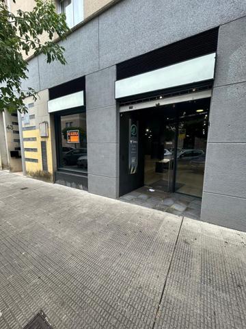 Urbanización Zizur: Alquiler de bajera de 167 m2 en Zizur Mayor – Zona Parque Erreniega photo 0