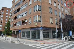 Oficina En alquiler en Iturrama, Pamplona - Iruña photo 0