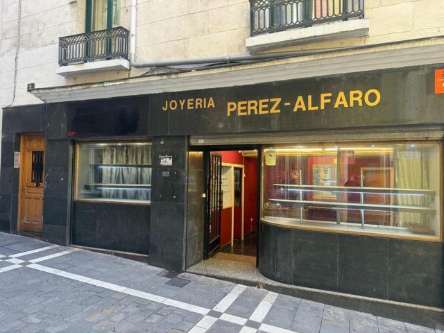 Oficina En alquiler en Ensanche, Pamplona - Iruña photo 0