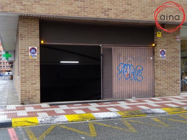 DISPONIBILIDAD DE VARIAS PLAZAS DE GARAJE EN VENTA Y EN ALQUILER photo 0