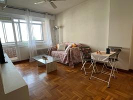 ACOGEDOR PISO DE UN DORMITORIO EN EL LAGO DE BARAÑAIN photo 0