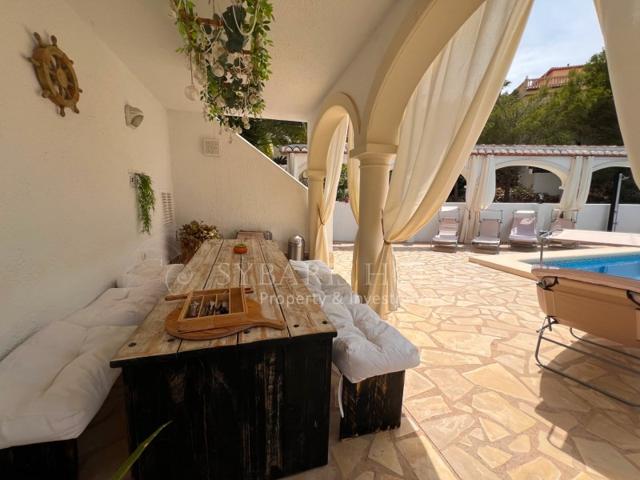 Villa En venta en Dénia photo 0