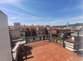 Atico con Terraza Alquiler Alhondiga Bilbao photo 0