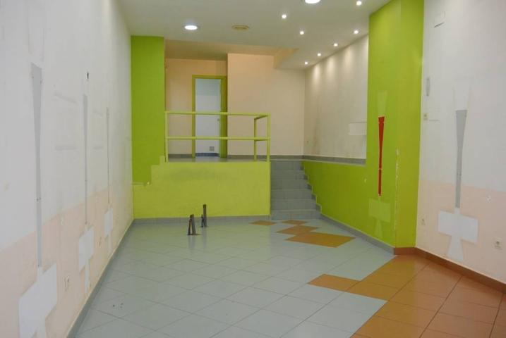 MAGNIFICO LOCAL EN ZONA MILAN!!! photo 0